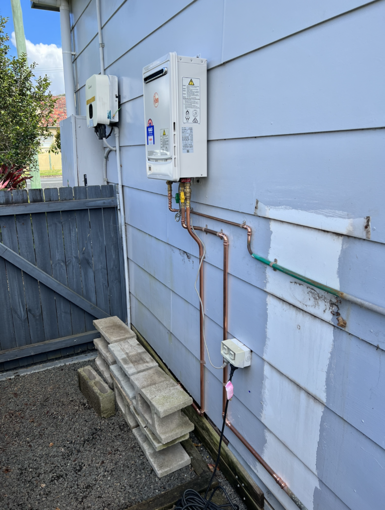 CS Plumbing Gas Hot Water System
