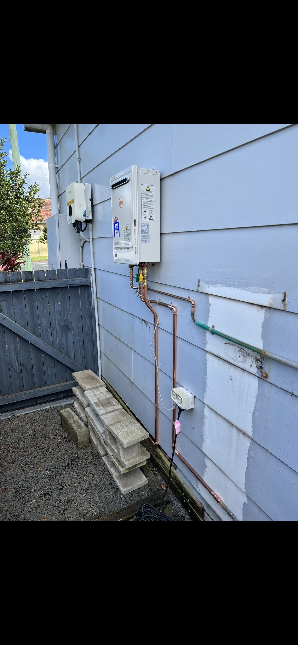 CS Plumbing Gas Hot Water Installation